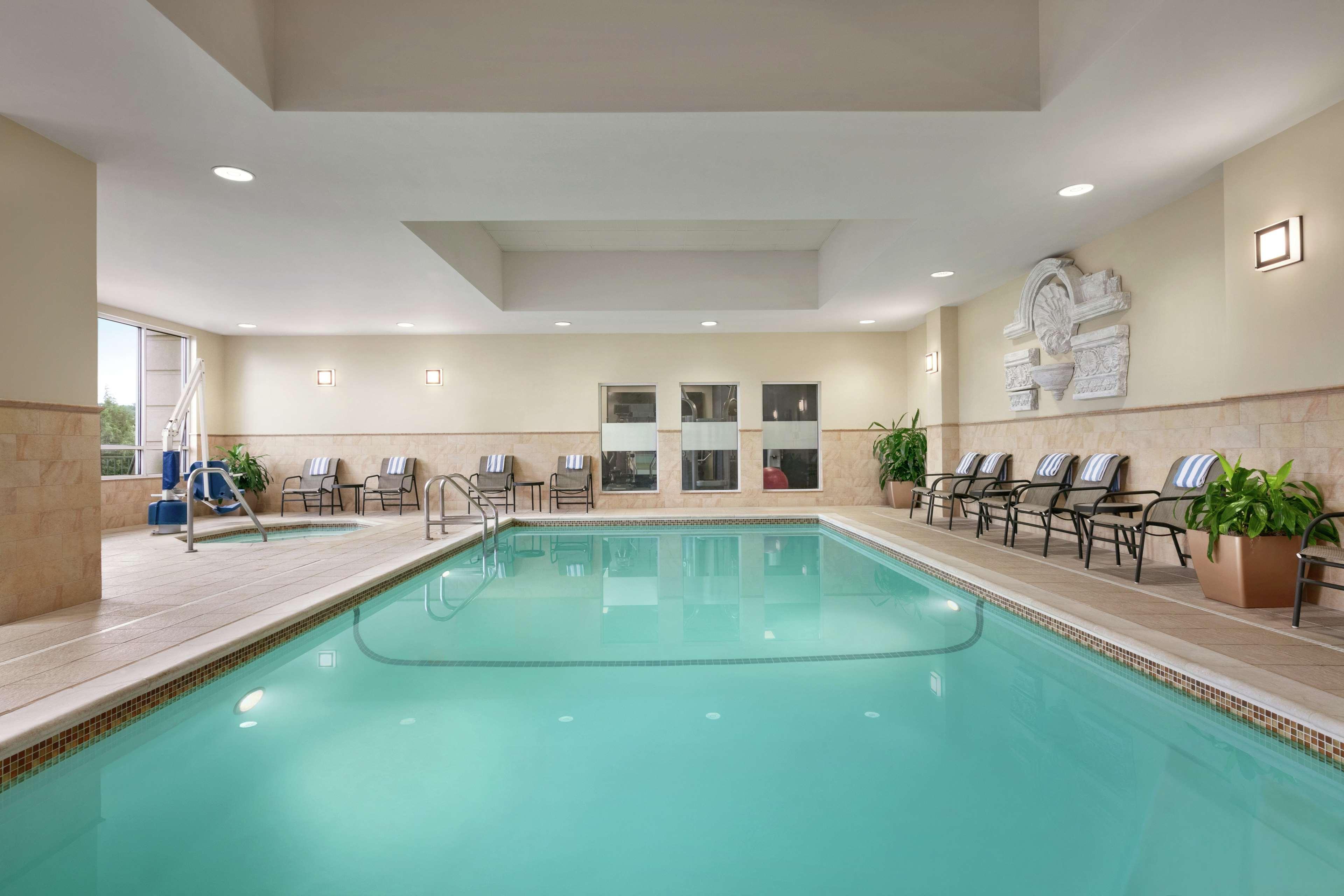 Hampton Inn & Suites Washington-Dulles International Airport Стерлинг Экстерьер фото