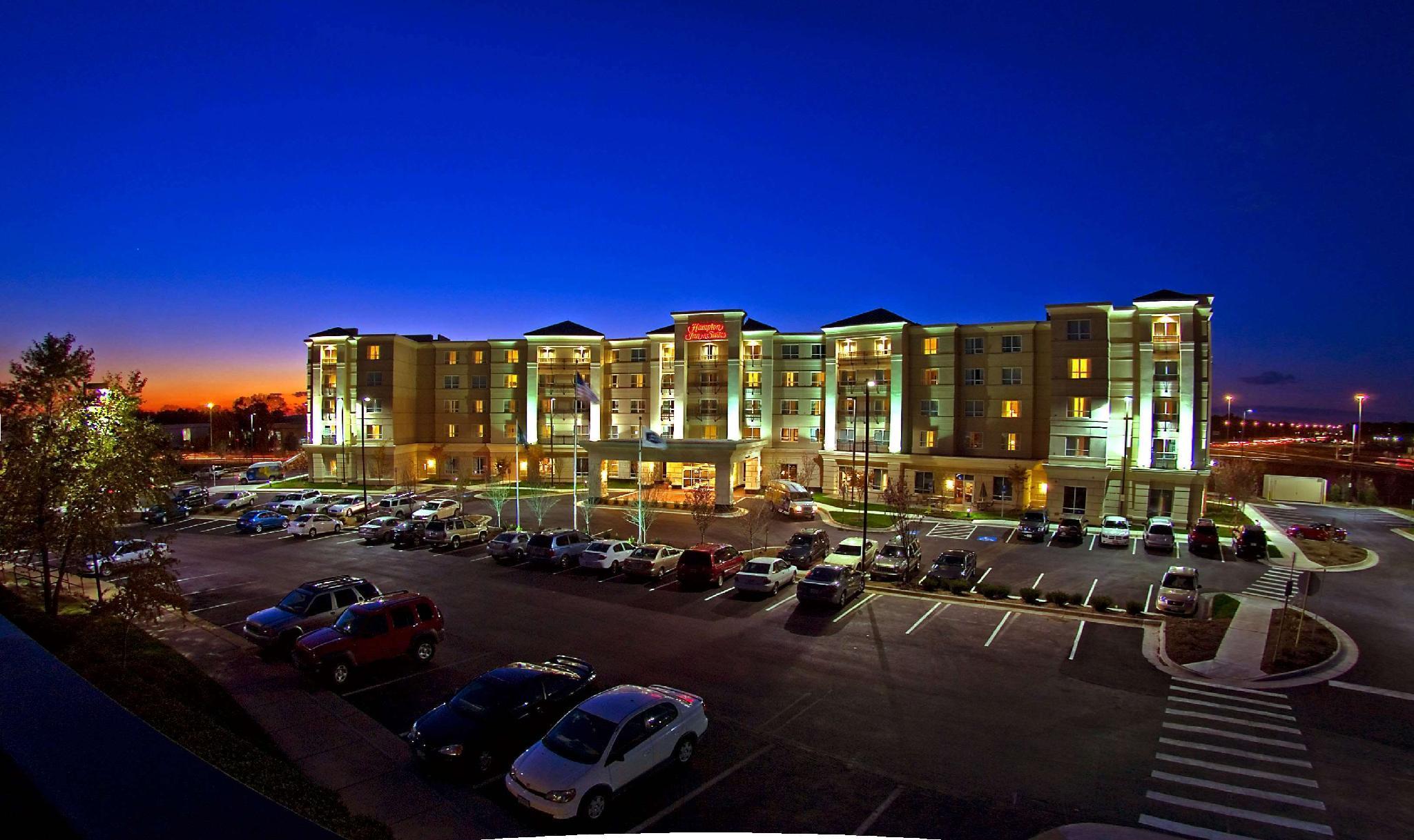 Hampton Inn & Suites Washington-Dulles International Airport Стерлинг Экстерьер фото